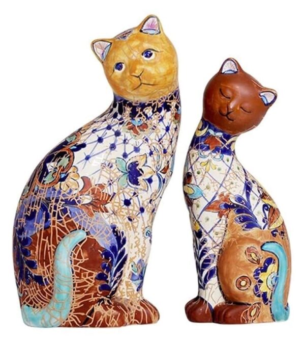 Statue Garden Cat Statue, Outdoor Garden Sculpture Decoration Ceramic Handmade Painted Cat Statue Animal Ornaments Courtyard Balcony Display